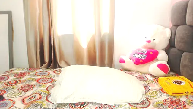 Snapshot of ValenSex chatting on 06/24/26, 03:22 ValenSex online show from 06/24/26, 03:22
