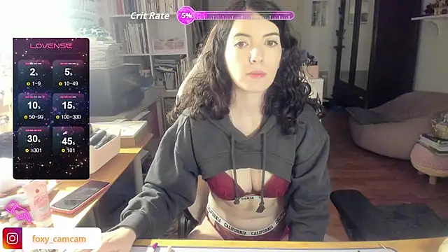 Snapshot of Foxy_c chatting on 03/24/26, 09:31 Foxy c online show from 03/24/26, 09:31