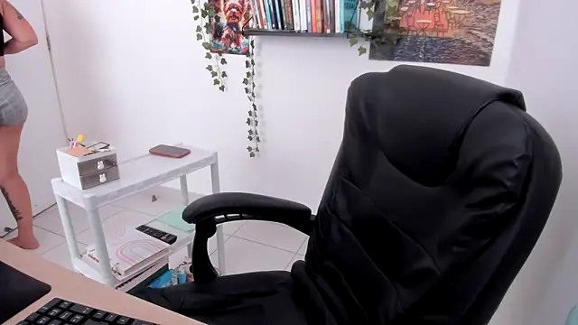 TaliMajesty online show from 12/14/24, 02:21