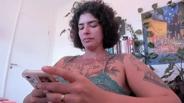 TaliMajesty online show from 10/28/25, 01:47