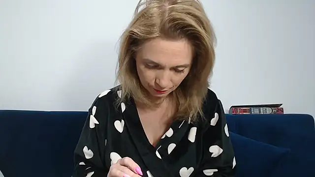 Snapshot of MysticCreature chatting on 01/14/26, 06:08 MysticCreature online show from 01/14/26, 06:08