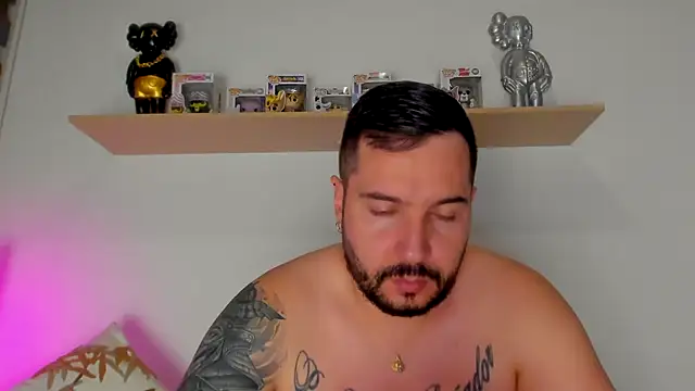 camilo restrepo21 online show from 10/21/25, 11:38