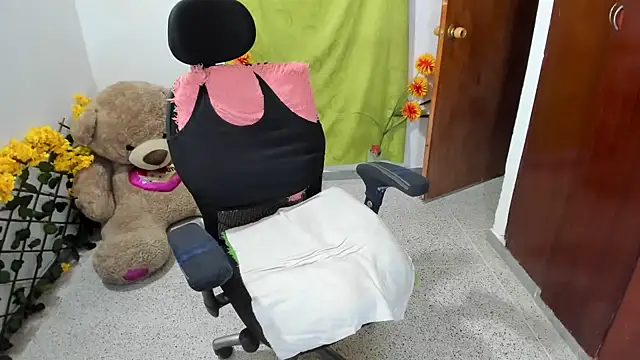 janelleritz online show from 03/08/25, 10:00