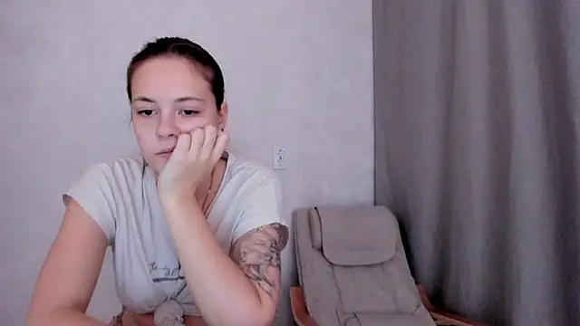 why again me online show from 01/30/25, 05:49