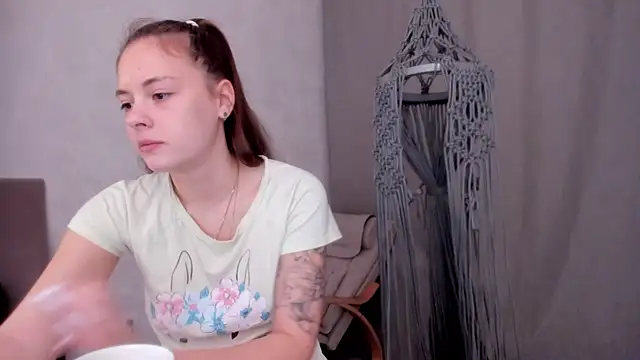 why again me online show from 02/24/25, 08:14