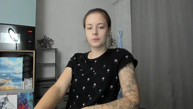 why again me online show from 12/21/25, 07:32