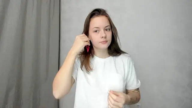 Snapshot of why_again_me chatting on 02/24/26, 07:01 why again me online show from 02/24/26, 07:01