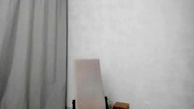 Snapshot of why_again_me chatting on 02/25/26, 07:56 why again me online show from 02/25/26, 07:56