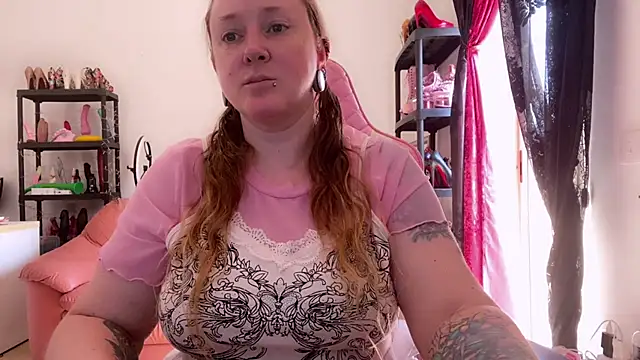 kisicaxx online show from 06/04/26, 08:31