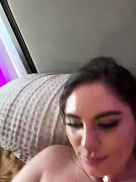 lovely beast online show from 01/30/25, 07:59