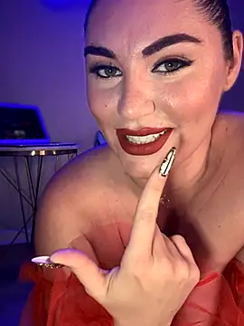 Snapshot of lovely_beast chatting on 11/11/25, 05:46 lovely beast online show from 11/11/25, 05:46