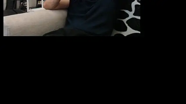 Snapshot of SebastianReiss chatting on 09/18/25, 07:54 SebastianReiss online show from 09/18/25, 07:54