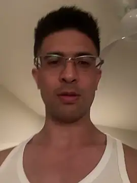 Snapshot of SebastianReiss chatting on 01/16/26, 07:23 SebastianReiss online show from 01/16/26, 07:23