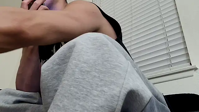 Snapshot of SebastianReiss chatting on 02/15/26, 07:51 SebastianReiss online show from 02/15/26, 07:51