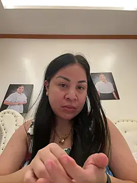 Snapshot of Tightwetholesxx chatting on 03/24/26, 01:49 Tightwetholesxx online show from 03/24/26, 01:49