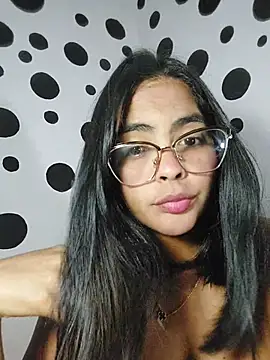 missmelissa  online show from 05/01/26, 02:27
