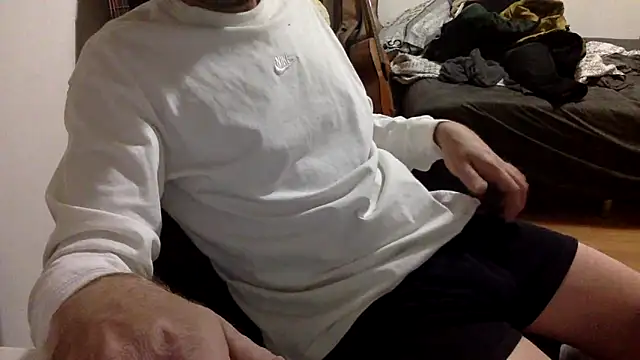 BADGUY2021 online show from 12/17/25, 06:36