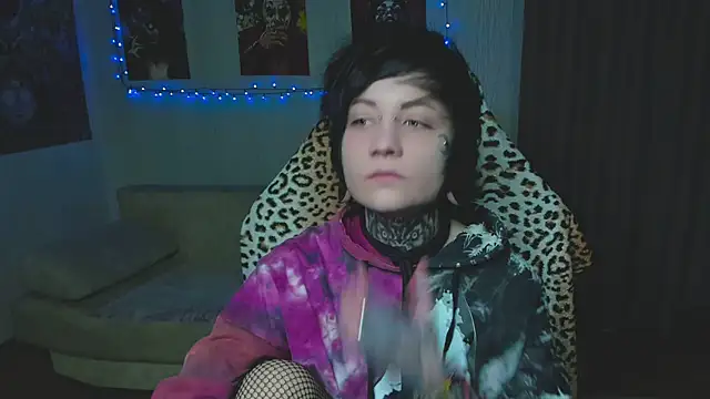 acid trip1l online show from 10/30/25, 07:58