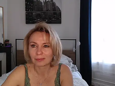 ADreamLady online show from 03/18/26, 02:53