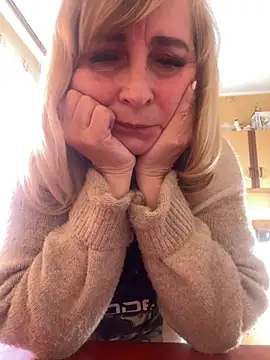 Irina2909xh online show from 10/27/25, 11:25