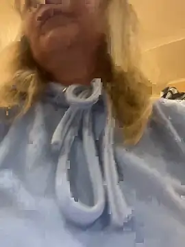 Irina2909xh online show from 11/18/25, 02:54