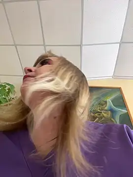 Irina2909xh online show from 01/12/26, 08:52