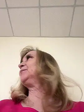 Irina2909xh online show from 05/01/26, 10:31