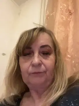 Snapshot of Irina2909@xh chatting on 05/13/26, 05:54 Irina2909xh online show from 05/13/26, 05:54