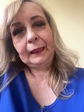 Snapshot of Irina2909@xh chatting on 06/19/26, 08:29 Irina2909xh online show from 06/19/26, 08:29