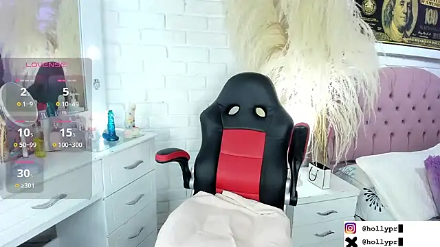 hollyprincess 2 online show from 02/16/25, 01:14