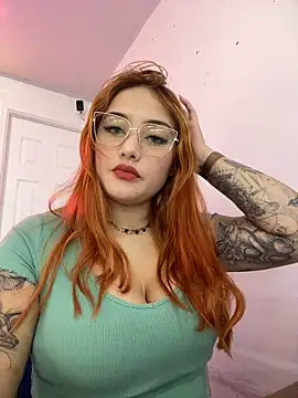 Snapshot of Tulipa_ chatting on 03/04/25, 08:38 Tulipa  online show from 03/04/25, 08:38