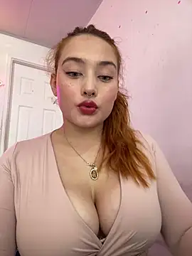 Snapshot of Tulipa_ chatting on 03/03/26, 09:21 Tulipa online show from 03/03/26, 09:21