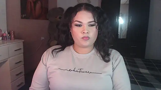 Snapshot of kami_hot_ts chatting on 03/17/26, 05:00 kami hot ts online show from 03/17/26, 05:00