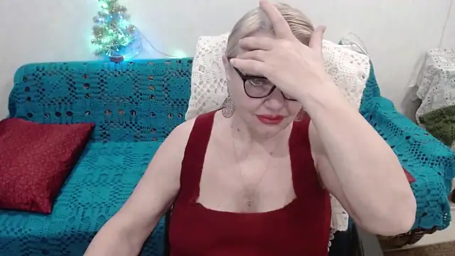 xHoneyLadyx online show from 12/22/25, 10:01