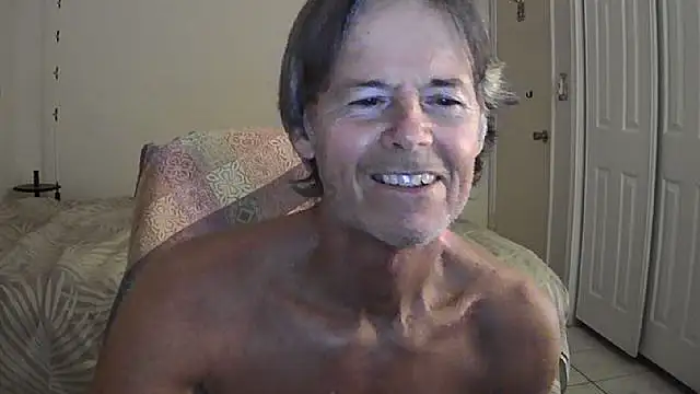 nakeedcowboi65 online show from 04/06/26, 09:32