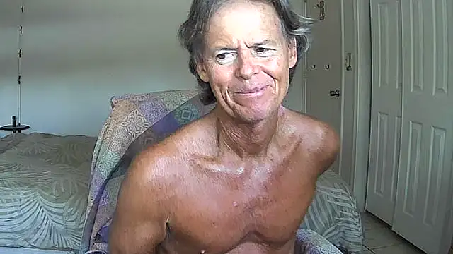 Snapshot of nakeedcowboi65 chatting on 05/27/26, 09:23 nakeedcowboi65 online show from 05/27/26, 09:23