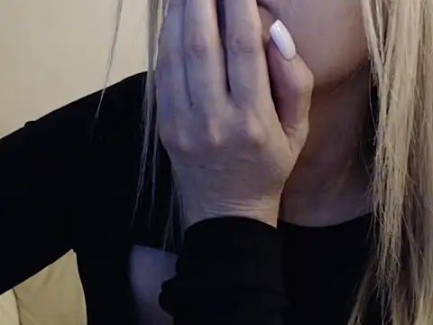 Tathiana online show from 03/04/26, 01:33