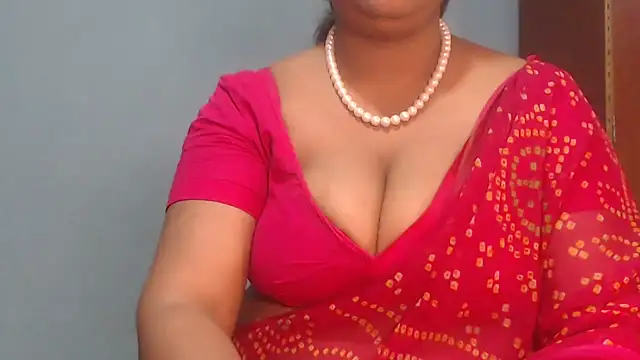 Snapshot of naughtyboobs38dd chatting on 06/15/26, 08:16 naughtyboobs38dd online show from 06/15/26, 08:16