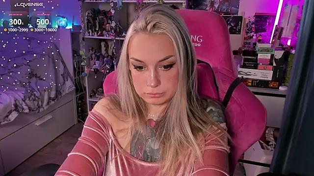 ChloeKohaku online show from 11/01/25, 05:31