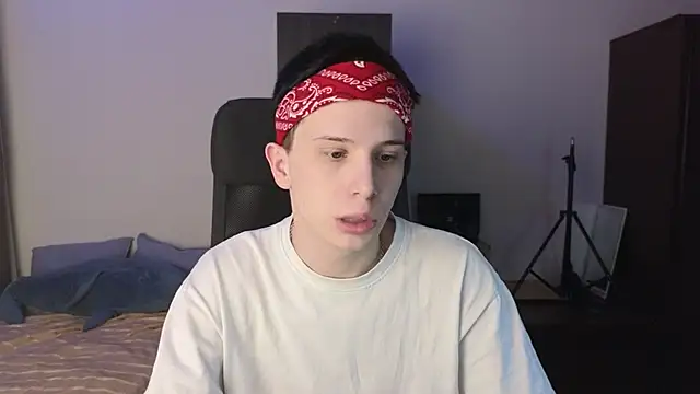 Snapshot of arlekincrop chatting on 03/10/26, 06:24 arlekincrop online show from 03/10/26, 06:24