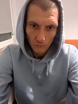 maciej online show from 05/11/26, 01:44
