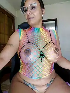 Snapshot of Mariana_444 chatting on 12/20/24, 02:49 Mariana 444 online show from 12/20/24, 02:49