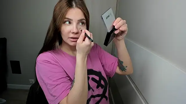 JuliaBusty online show from 05/10/26, 05:12