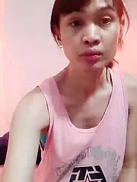 Snapshot of QueenSoreal chatting on 02/08/25, 01:44 QueenSoreal online show from 02/08/25, 01:44