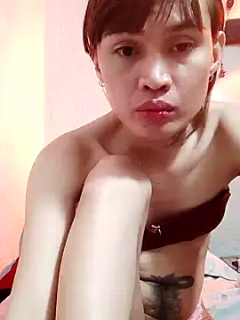 Snapshot of QueenSoreal chatting on 02/12/25, 08:29 QueenSoreal online show from 02/12/25, 08:29