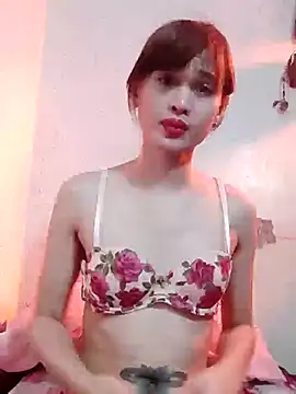 Snapshot of QueenSoreal chatting on 02/25/25, 08:19 QueenSoreal online show from 02/25/25, 08:19