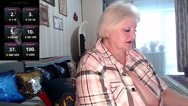Snapshot of Jane_Lewis chatting on 04/15/26, 11:39 Jane Lewis online show from 04/15/26, 11:39