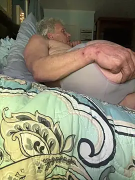 Snapshot of ruffdiamond chatting on 03/09/26, 08:07 ruffdiamond online show from 03/09/26, 08:07