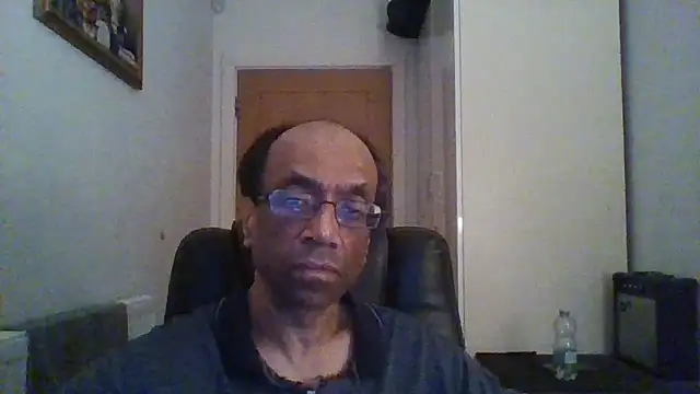 Snapshot of rauncher1 chatting on 02/27/25, 12:32 rauncher1 online show from 02/27/25, 12:32