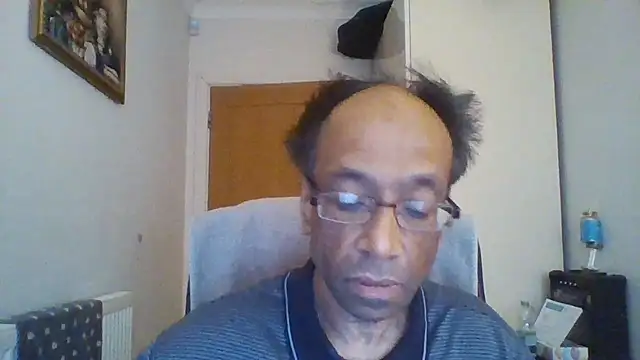 rauncher1 online show from 11/12/25, 09:53